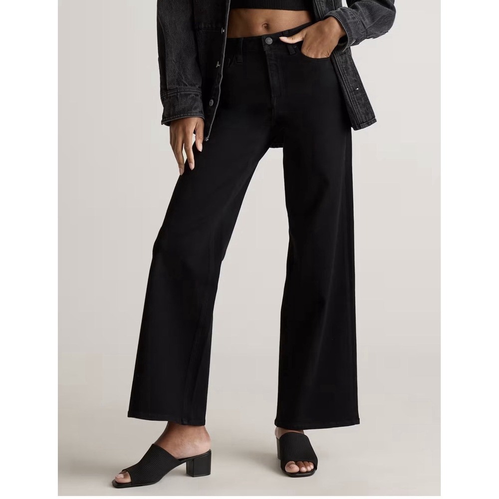 Quince Black Wide-Leg Flare Jeans — Clean High-Rise Silhouette